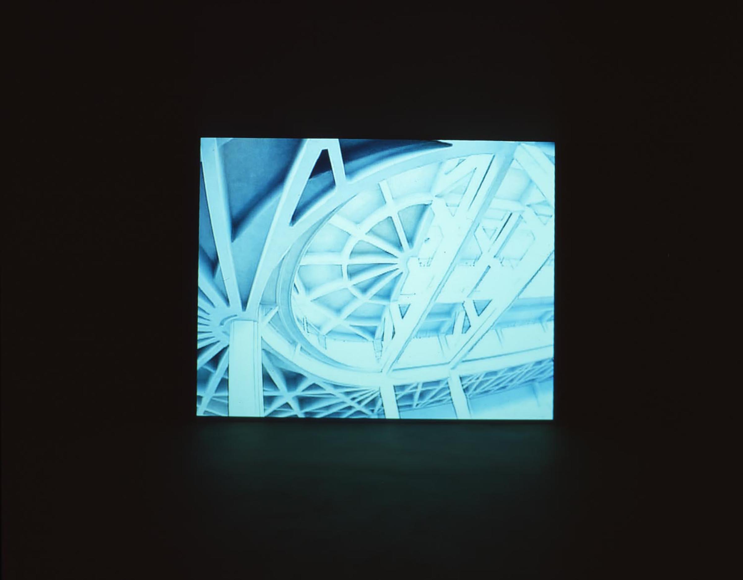 Elisabetta Benassi, Terra, 2003